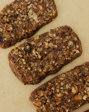 Load image into Gallery viewer, Darl Bars - Roasted Almond & Cinnamon